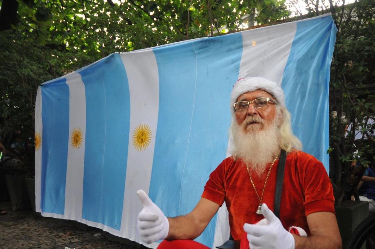 No restaurante Pizza Sur, em Belo Horizonte, comunidade argentina acompanhou a final da Copa do Mundo diante da Frana