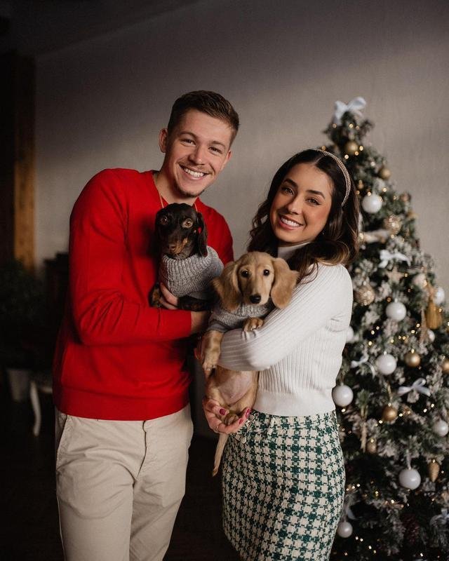 Novo reforo do Atltico, Bruno Fuchs passou o Natal com a esposa e os cachorros