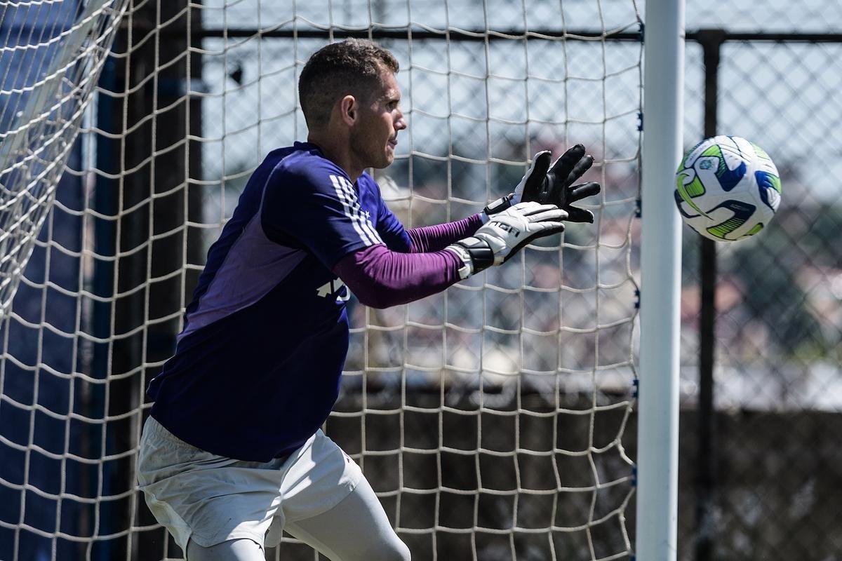 O Cruzeiro treinou nesta quarta-feira (5/4), na Toca da Raposa II, em Belo Horizonte