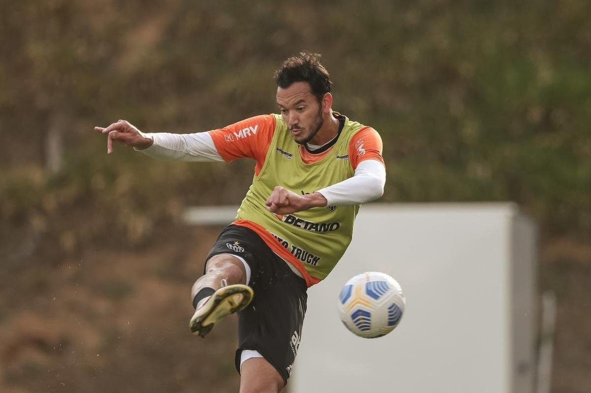 Aps a eliminao na Libertadores diante do Palmeiras, jogadores do Atltico se reapresentaram na Cidade do Galo e realizaram treinamento visando o duelo contra o Internacional, pelo Campeonato Brasileiro