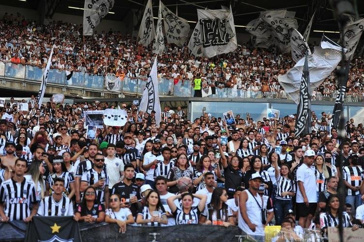 Festa da torcida do Atltico, no Mineiro, no jogo em que o time ergueu a taa de campeo brasileiro, diante do RB Bragantino