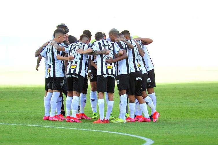 Fotos do clssico do centenrio, entre Cruzeiro e Atltico, no Mineiro, em Belo Horizonte, pela nona rodada do Campeonato Mineiro