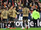 Sem Neymar, PSG amarga primeira derrota da temporada e v Lens encostar