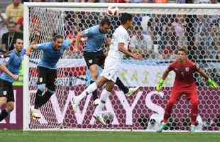 Zagueiro do Real Madrid e da Seleo Francesa inaugurou o marcador contra Uruguai nas quartas de final da Copa do Mundo