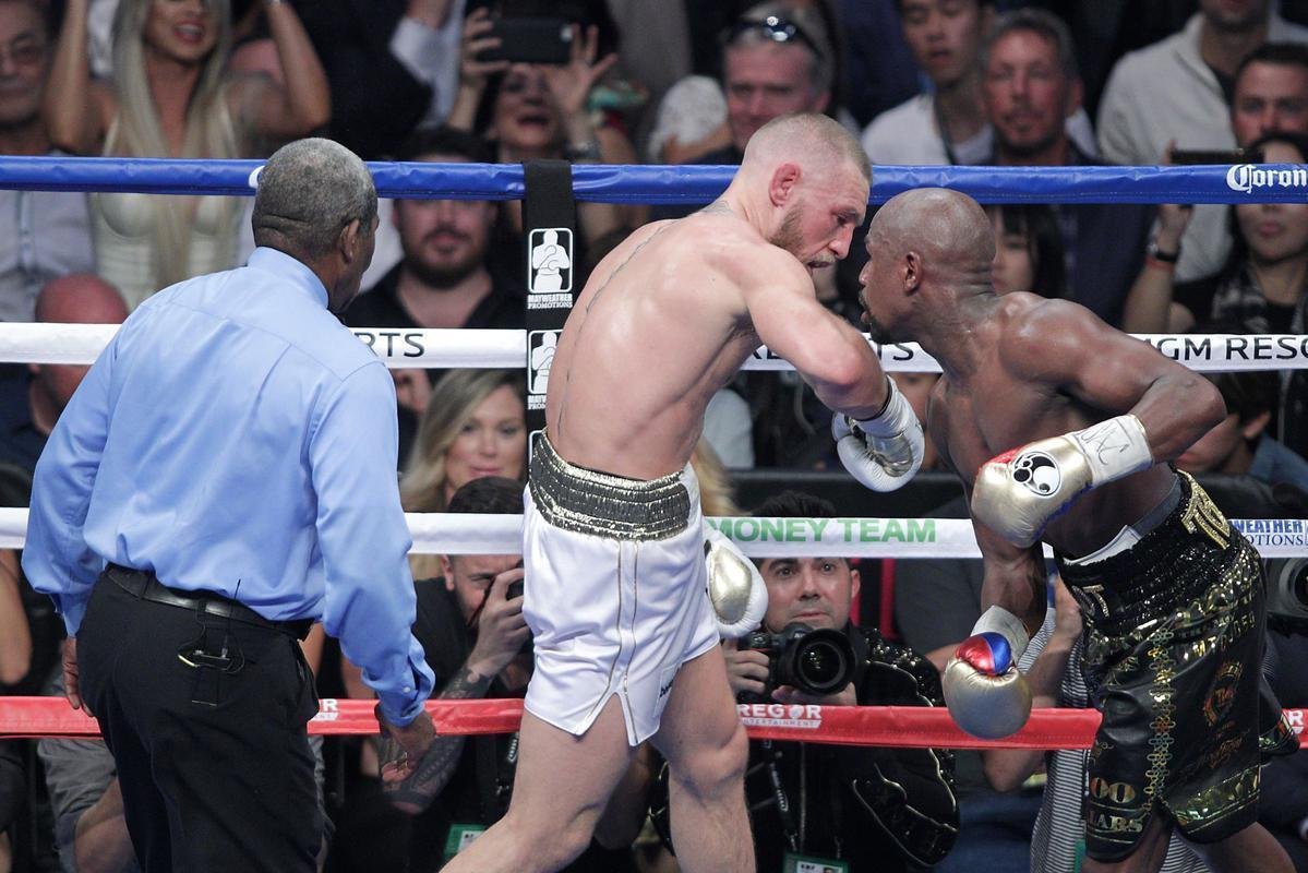 O americano Mayweather bateu o irlands Conor McGregor por nocaute, no 10 round