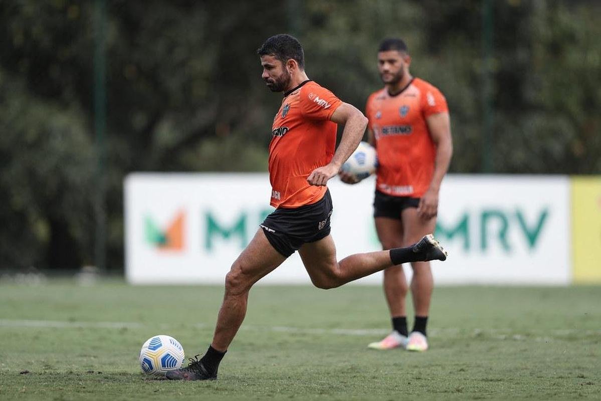 Atltico fecha preparao para enfrentar o Juventude; veja fotos