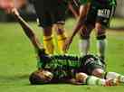 Paulinho sofre contuso durante clssico com Atltico e preocupa no Amrica