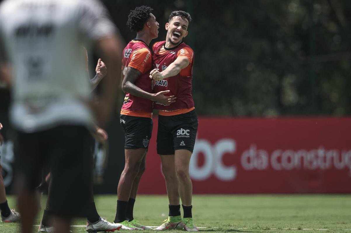 Fotos do treino do Atltico nesta quinta-feira na Cidade do Galo