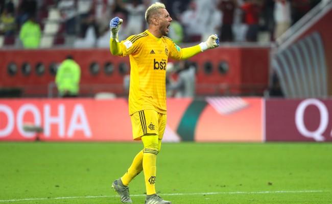 Em fim de contrato, Flamengo se despede de Diego Alves