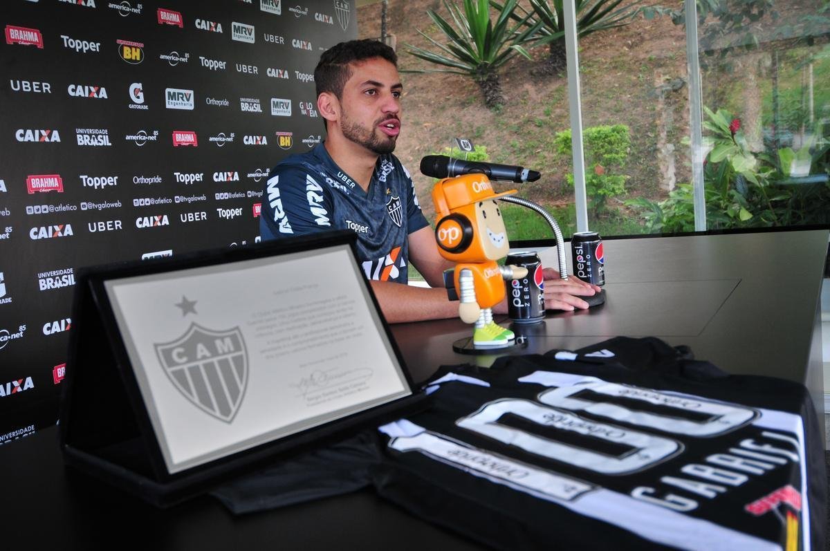 Gabriel completou 100 jogos pelo Atltico no empate por 0 a 0 com o San Lorenzo, no jogo de ida da Copa Sul-Americana, em 11 de abril