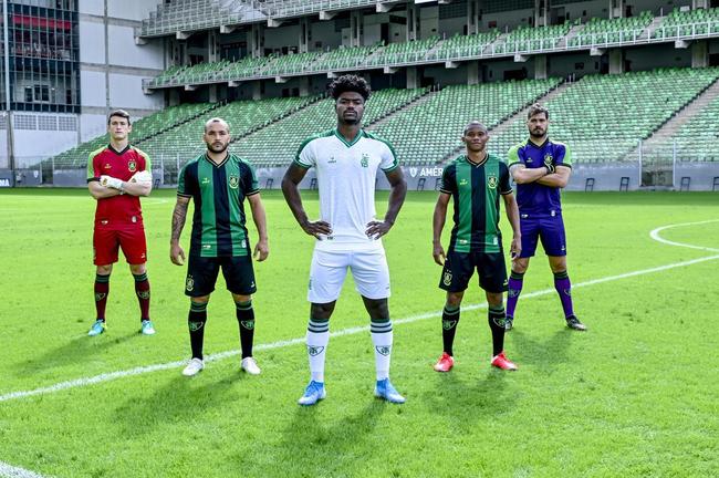 Fotos dos novos uniformes do América