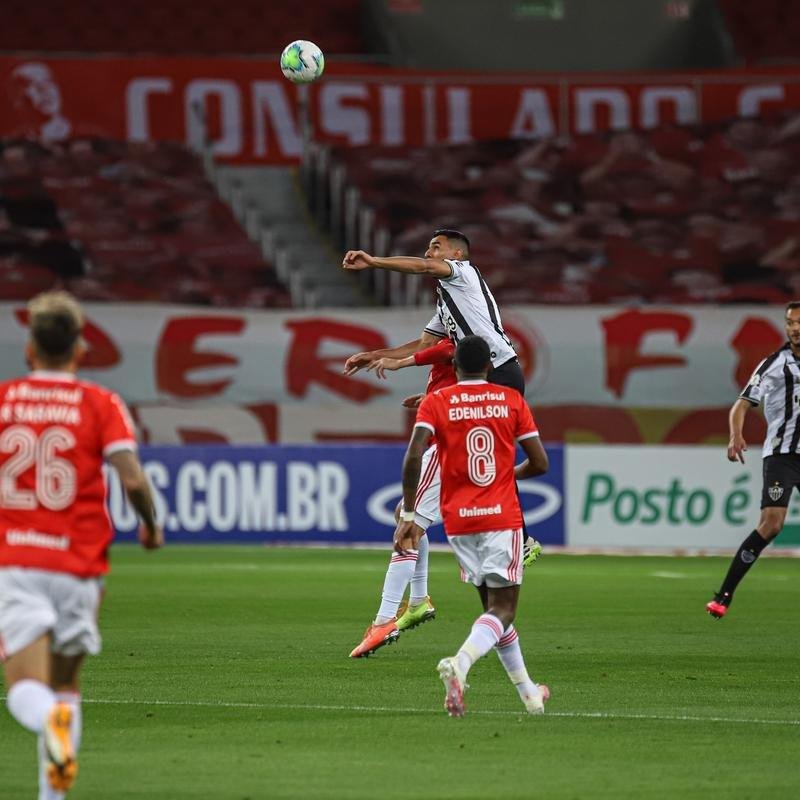 Fotos do duelo entre Internacional e Atltico, neste sbado, no Beira-Rio, em Porto Alegre, pela quinta rodada do Brasileiro