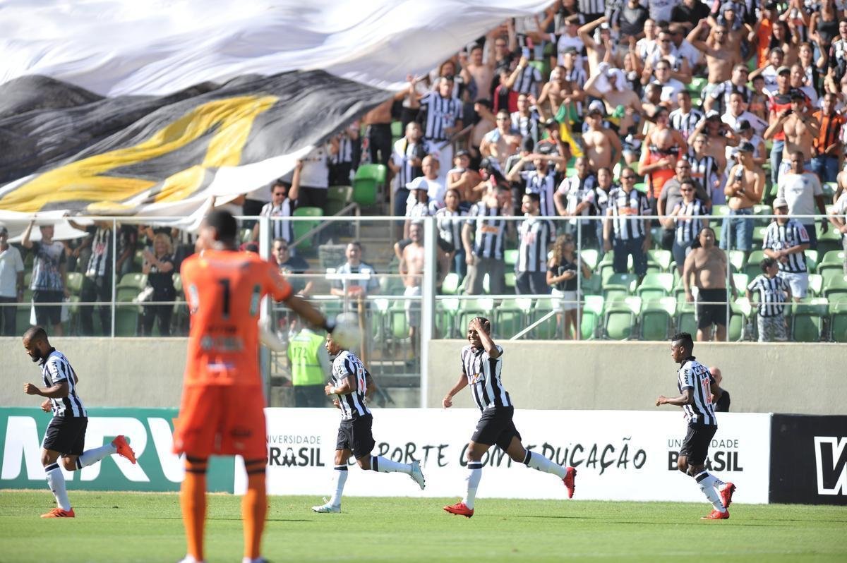 Atltico comeou arrasador e abriu 3 a 0 com gols de Elias (2) e Rger Guedes