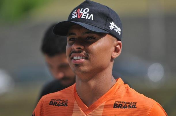 Allan foi apresentado na tarde desta quinta-feira, na Cidade do Galo