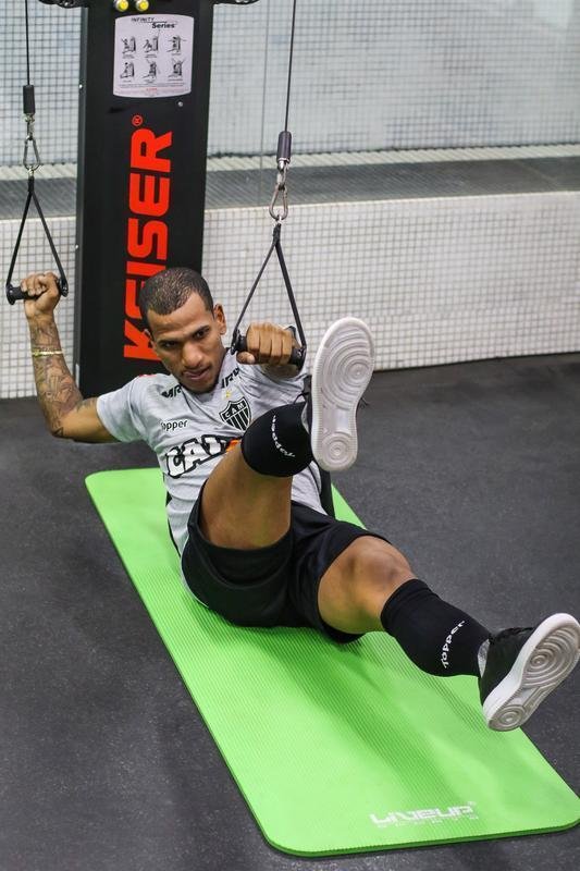 Veja fotos dos jogadores do Atltico no dia da reapresentao