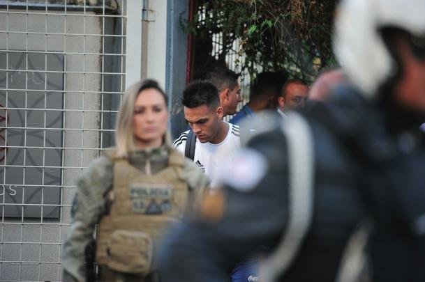 Seleo Argentina chegou a Belo Horizonte para jogo contra o Brasil