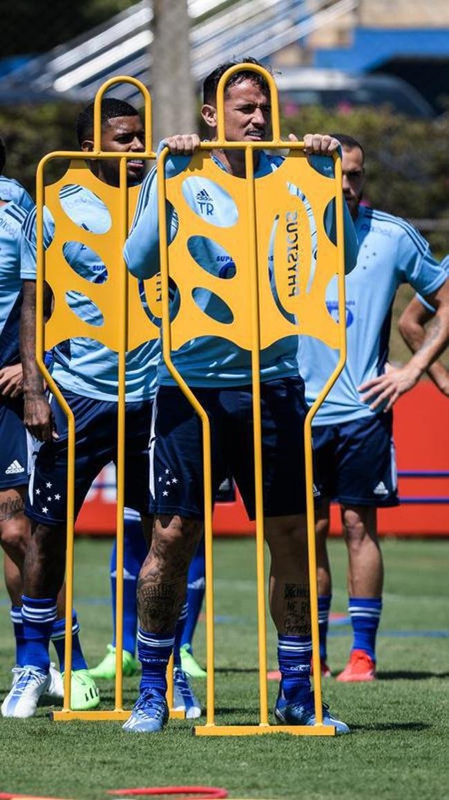 Cruzeiro se prepara para duelo contra o Vasco