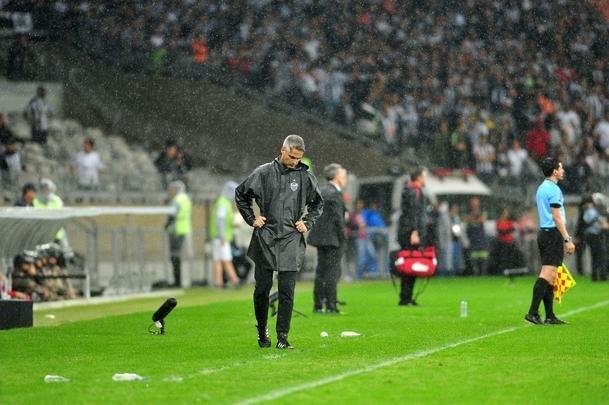 Fotos do primeiro tempo do duelo entre Atltico e Coln, no Mineiro, pela semifinal da Copa Sul-Americana