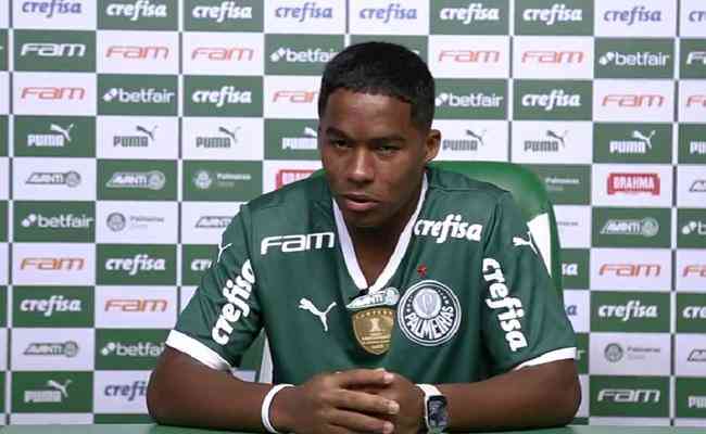 Grande promessa do futebol brasileiro, o atacante Endrick é um dos três jogadores inscritos pelo Palmeiras para as quartas de final da Libertadores