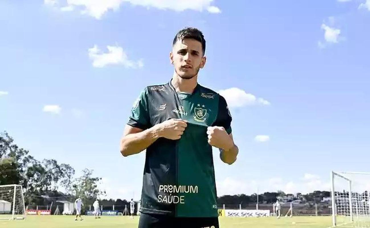 Luiz Fernando, atacante