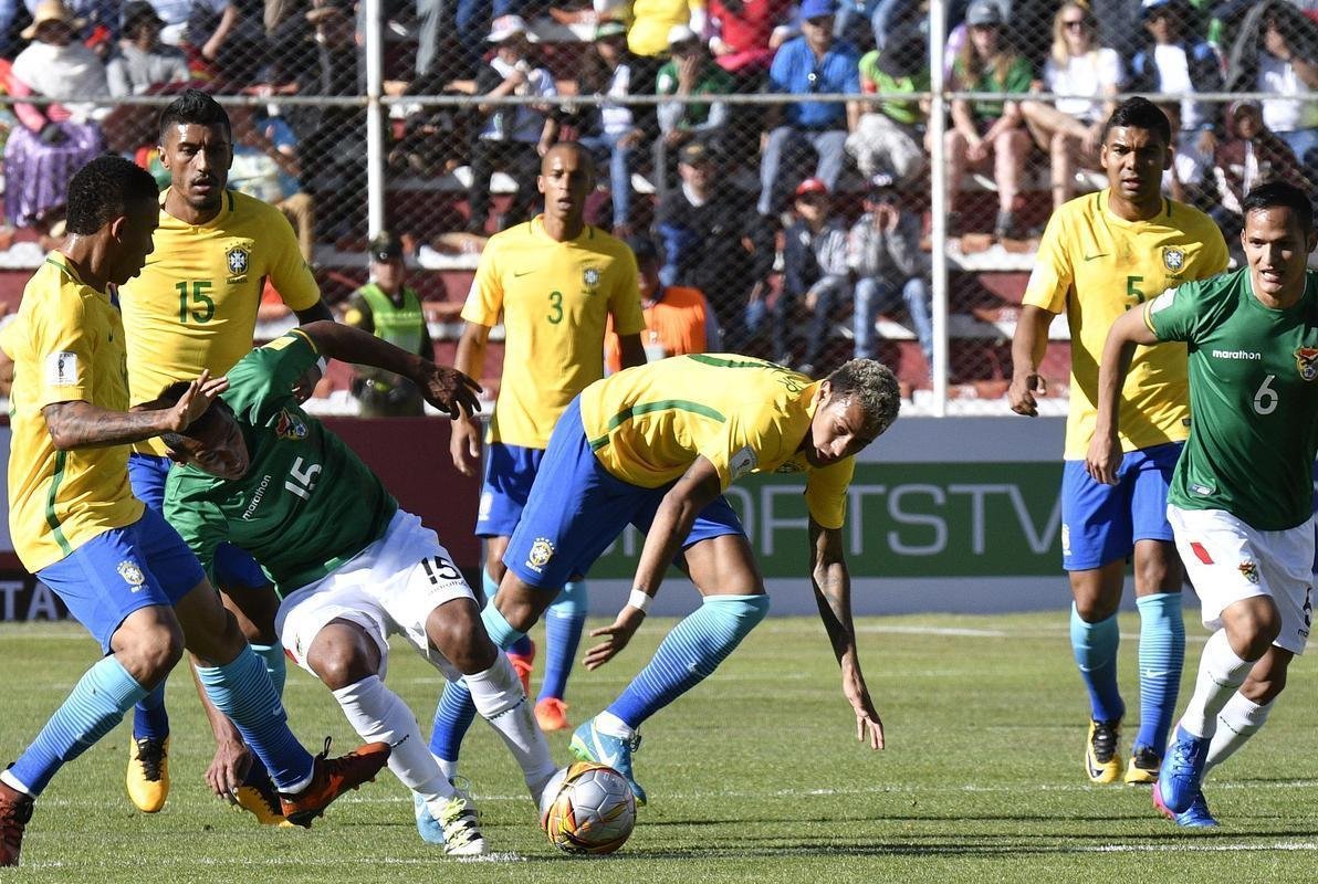 Brasil no consegue superar o goleiro Lampe e fica no empate com a Bolvia na altitude de La Paz