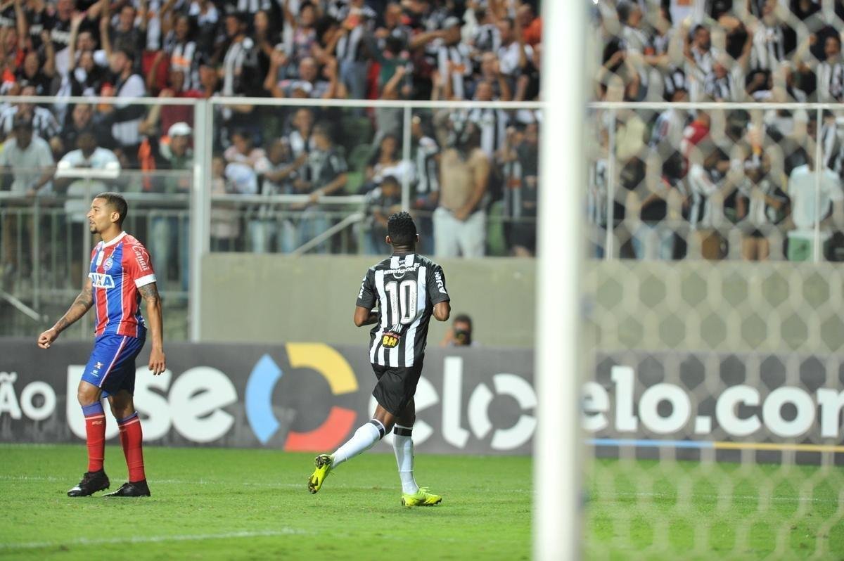 Fotos de Atltico x Bahia, no Independncia, pela 35 rodada do Campeonato Brasileiro (Alexandre Guzanshe/EM D.A Press)