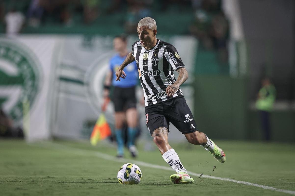 Fotos do jogo entre Gois e Atltico no Estdio da Serrinha, em Goinia, pela quarta rodada do Campeonato Brasileiro