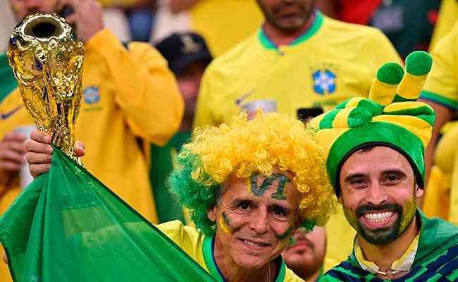 Brasil x Sérvia: fotos da torcida e do jogo pela Copa do Mundo -  Superesportes, jogo com brasil 