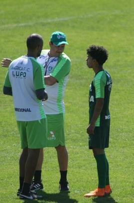 Adilson comandou o primeiro treino no Amrica nesta quarta-feira