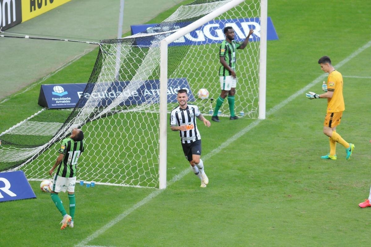 Fotos do clssico entre Atltico e Amrica neste domingo, no Mineiro, pela semifinal do Campeonato Mineiro