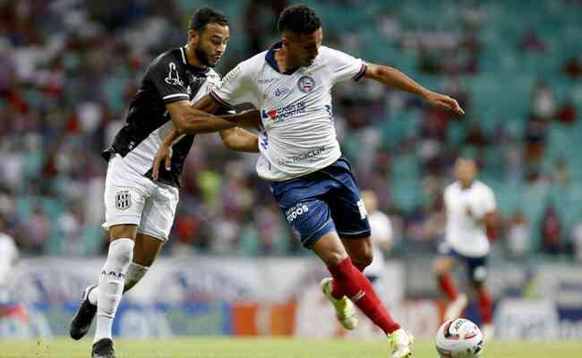 Matheus Davó marcou os dois gols do Bahia na vitória por 2 a 1 sobre a Ponte Preta