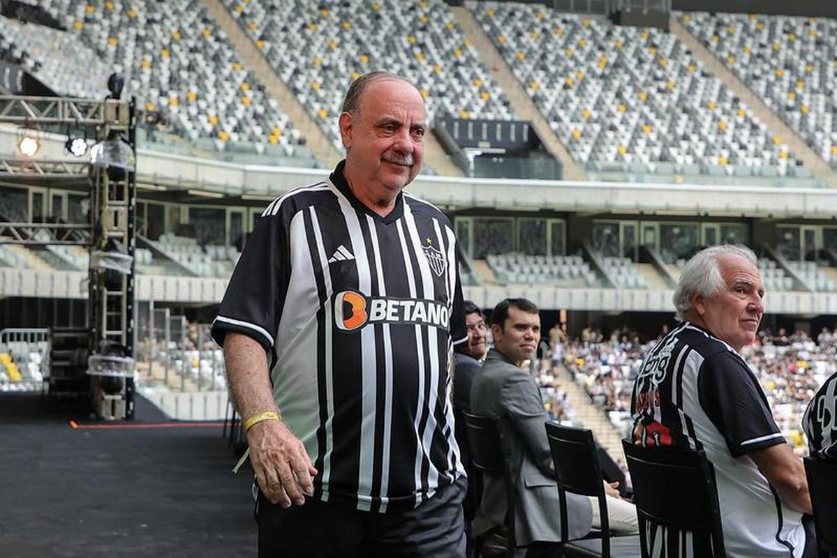 Fotos de autoridades, dirigentes e polticos na inaugurao da Arena MRV