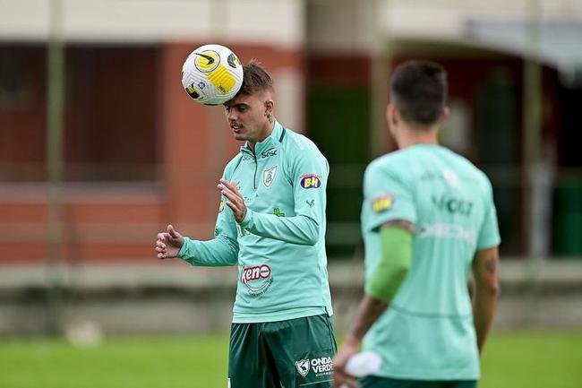 Luan Patrick (zagueiro) - emprestado pelo Athletico-PR