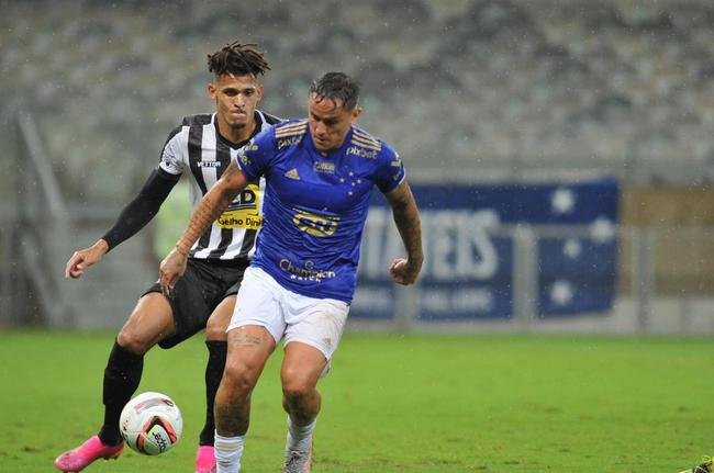 Fotos do jogo entre Cruzeiro e Democrata-GV, no Mineiro, em BH, pela quinta rodada do Campeonato Mineiro de 2022