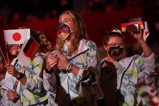Imagens da cerimnia de abertura dos Jogos Olmpicos de 2020, no Estdio Olmpico de Tquio