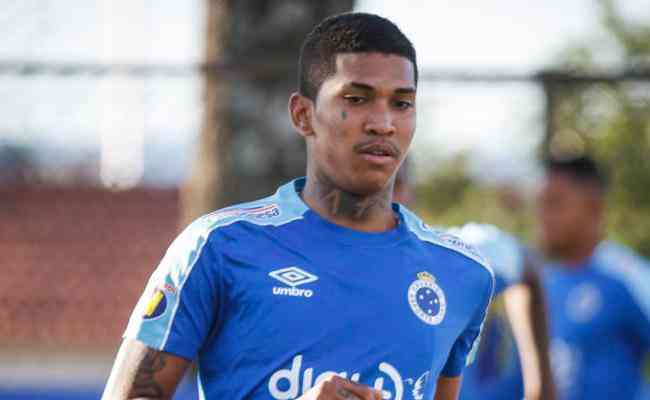 Raniel, ex-Cruzeiro,  o novo reforo do Vasco da Gama