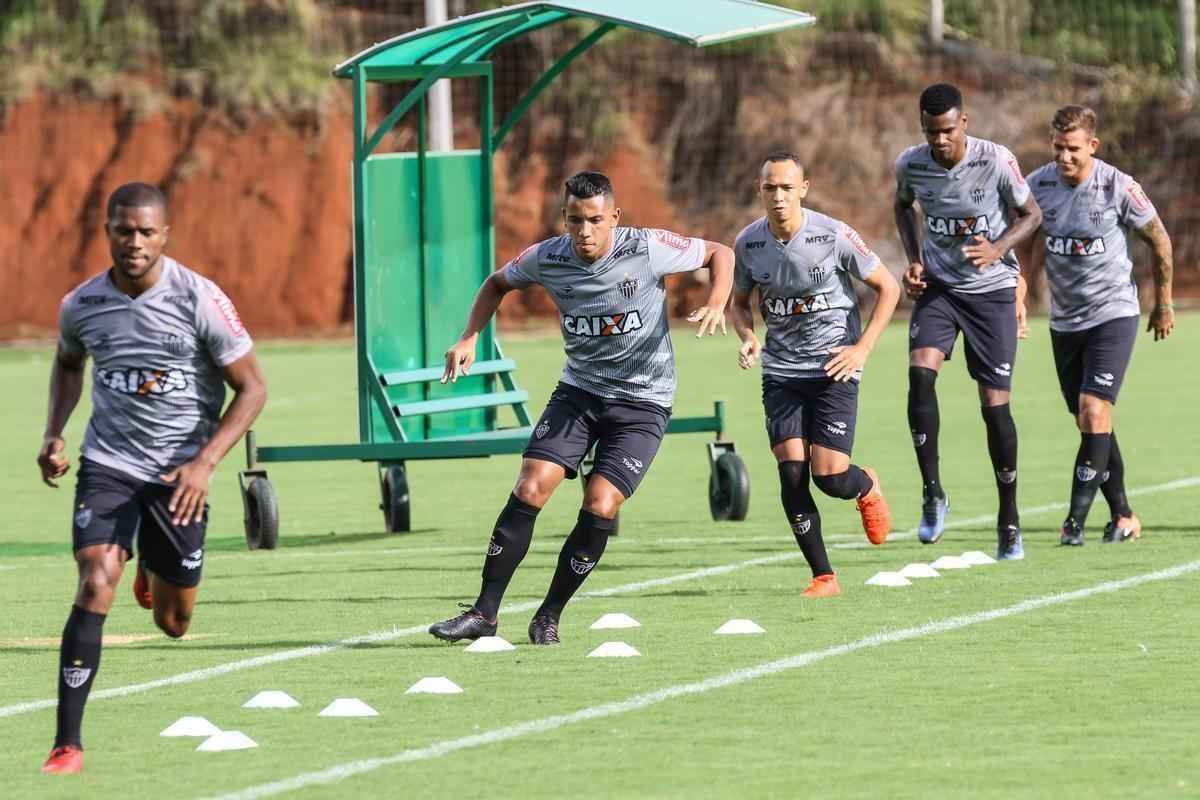 Em Santa Catarina, elenco reserva do Galo fez ltimo treino antes de duelo contra a Chape