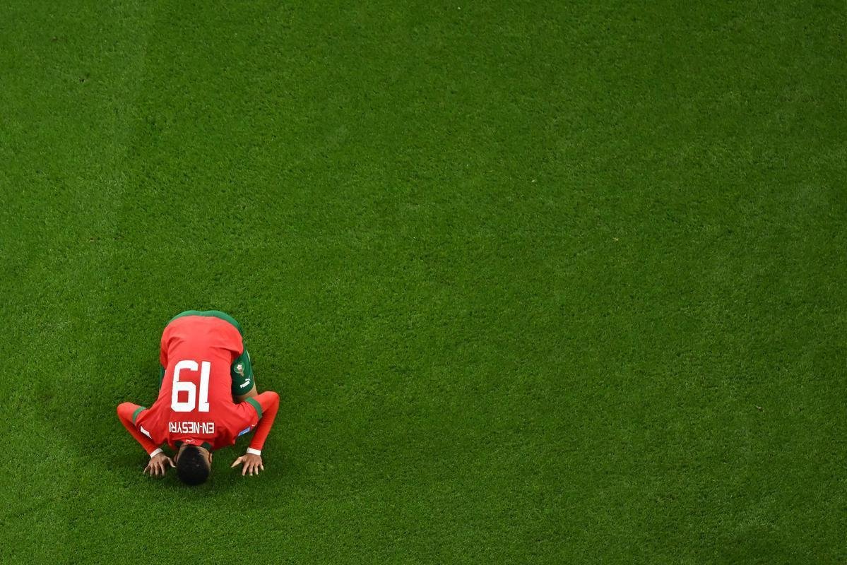 Fotos do gol de Youssef En-Nesyri, de Marrocos, sobre Portugal, pelas quartas de final da Copa do Mundo de 2022, no Catar