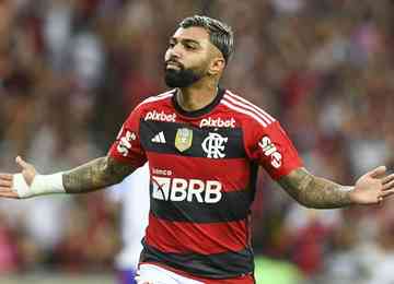 Atacante encerrou jejum de gols e se tornou oitavo maior goleador da história do Flamengo