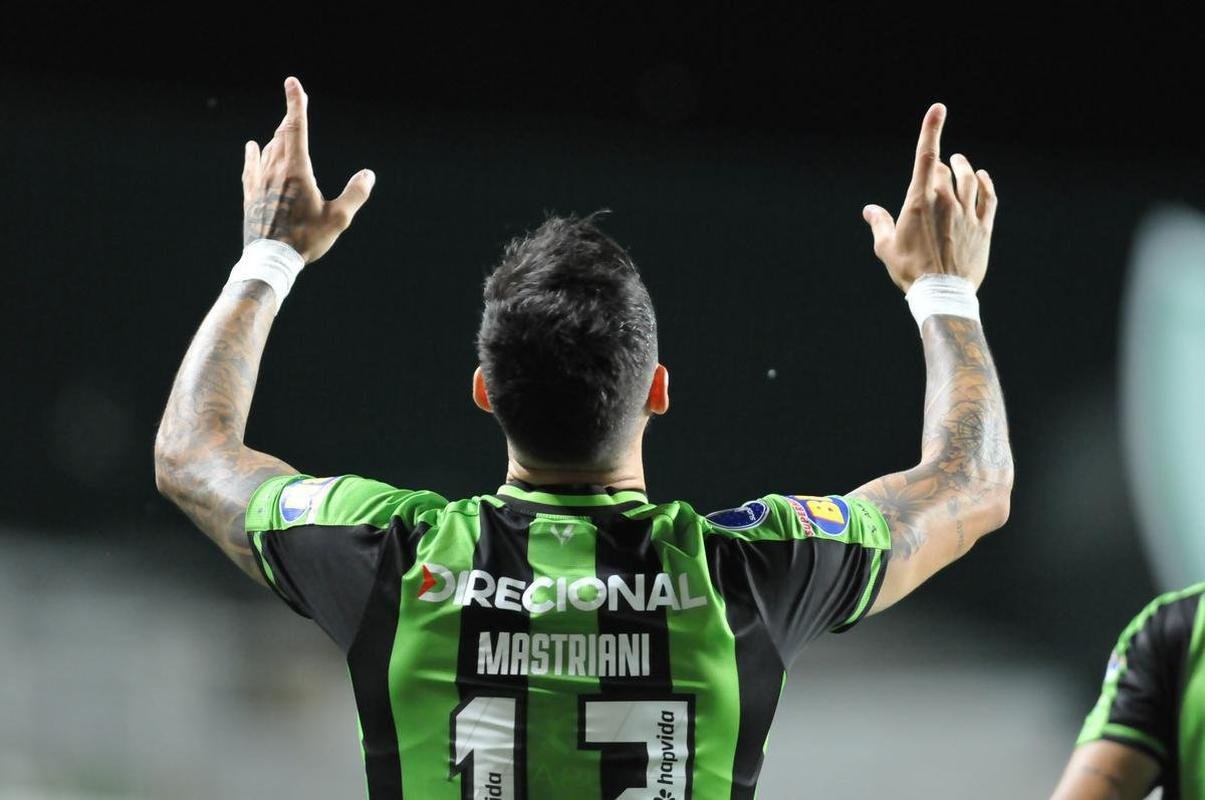 Fotos de Amrica x Pearol pela Sul-Americana, no Independncia