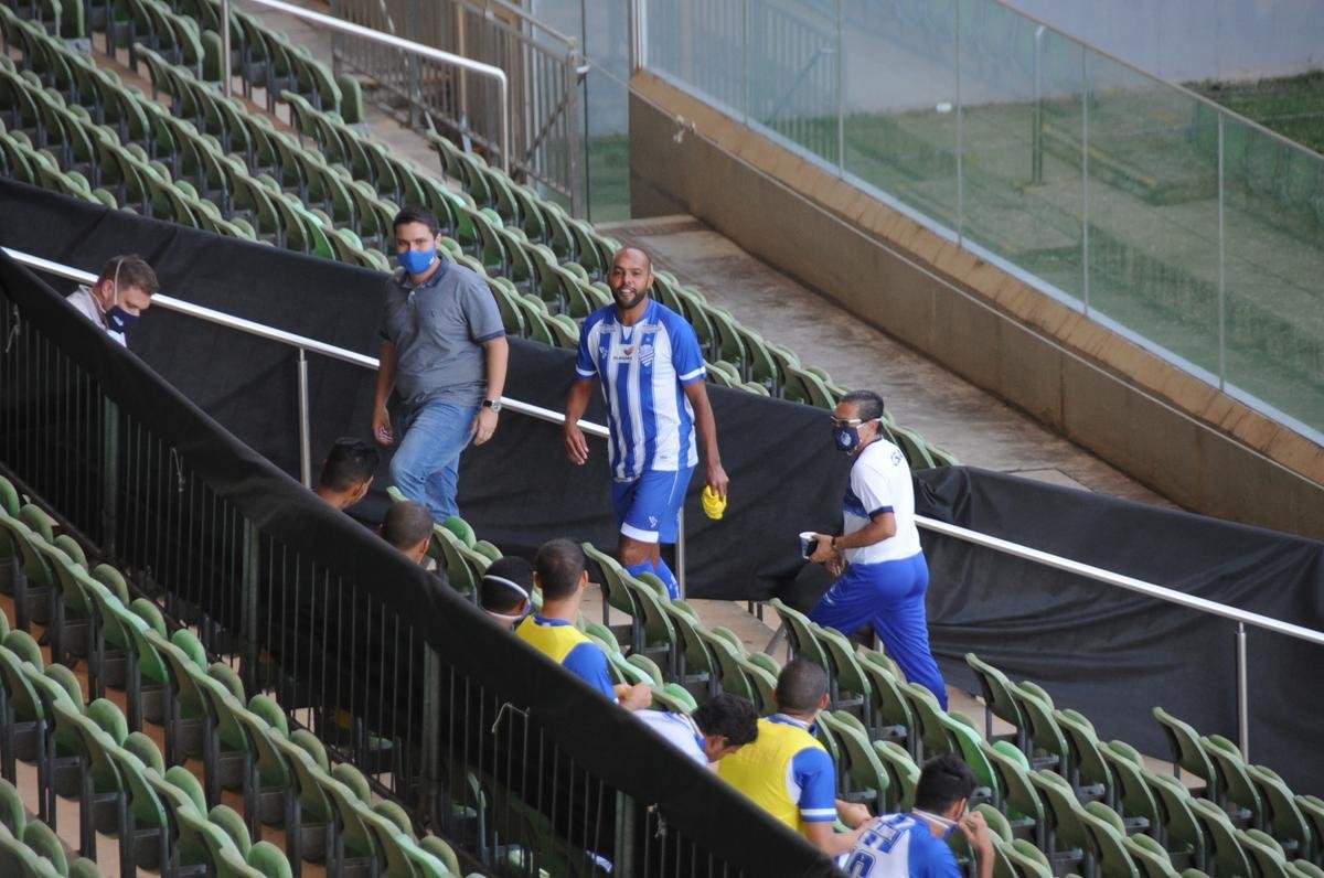 Fotos do jogo entre Amrica e CSA-AL, no Independncia, em Belo Horizonte, pela Srie B do Campeonato Brasileiro