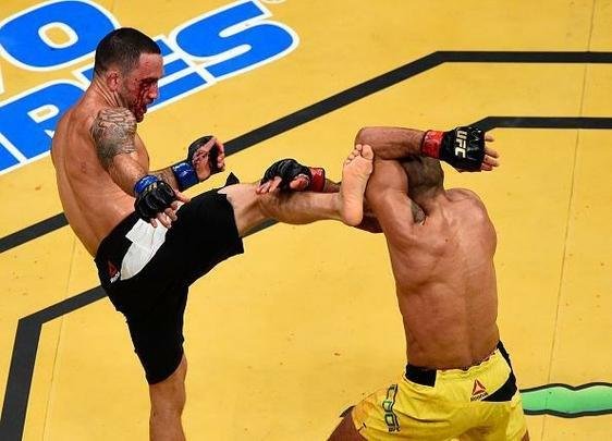 Imagens do retorno triunfal de José Aldo ao UFC