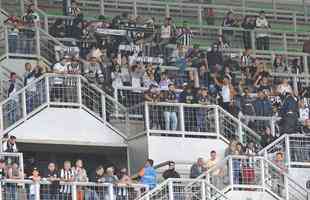 Torcedores do Botafogo tambm marcaram presena no Horto