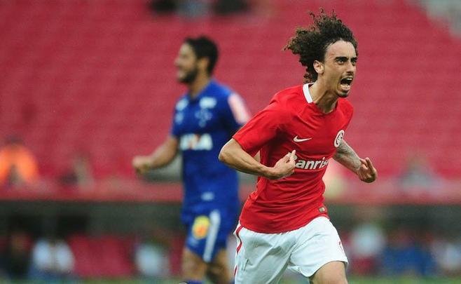 Imagens da vitória do Internacional sobre o Cruzeiro, por 1 a 0, no Beira-Rio, em Porto Alegre