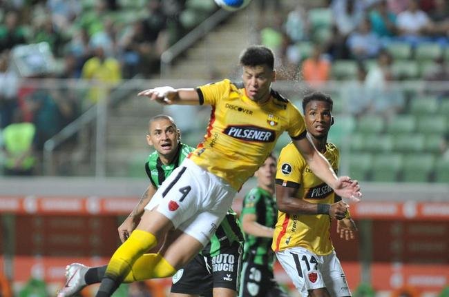 Fotos da partida de ida da terceira fase da Copa Libertadores, entre Amrica e Barcelona de Guayaquil, no Independncia, em Belo Horizonte