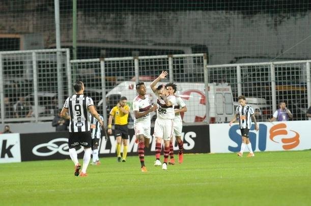 Equipes se enfrentaram neste sbado, no Independncia, pela quinta rodada do Brasileiro