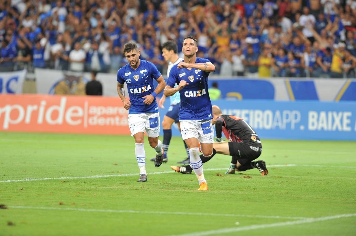 Fotos de Cruzeiro x URT, no Mineiro, pela 10 rodada do Campeonato Mineiro (Juarez Rodrigues/EM D.A Press)