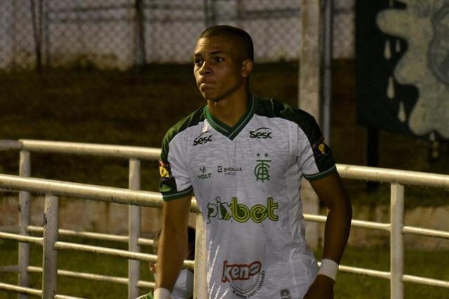 Caldense e Amrica abriram o Campeonato Mineiro em Poos de Caldas