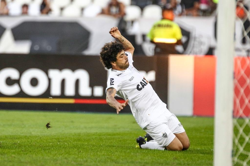 Veja as imagens do jogo entre Botafogo x Atltico, realizado no estdio Nilton Santos, no Rio de Janeiro