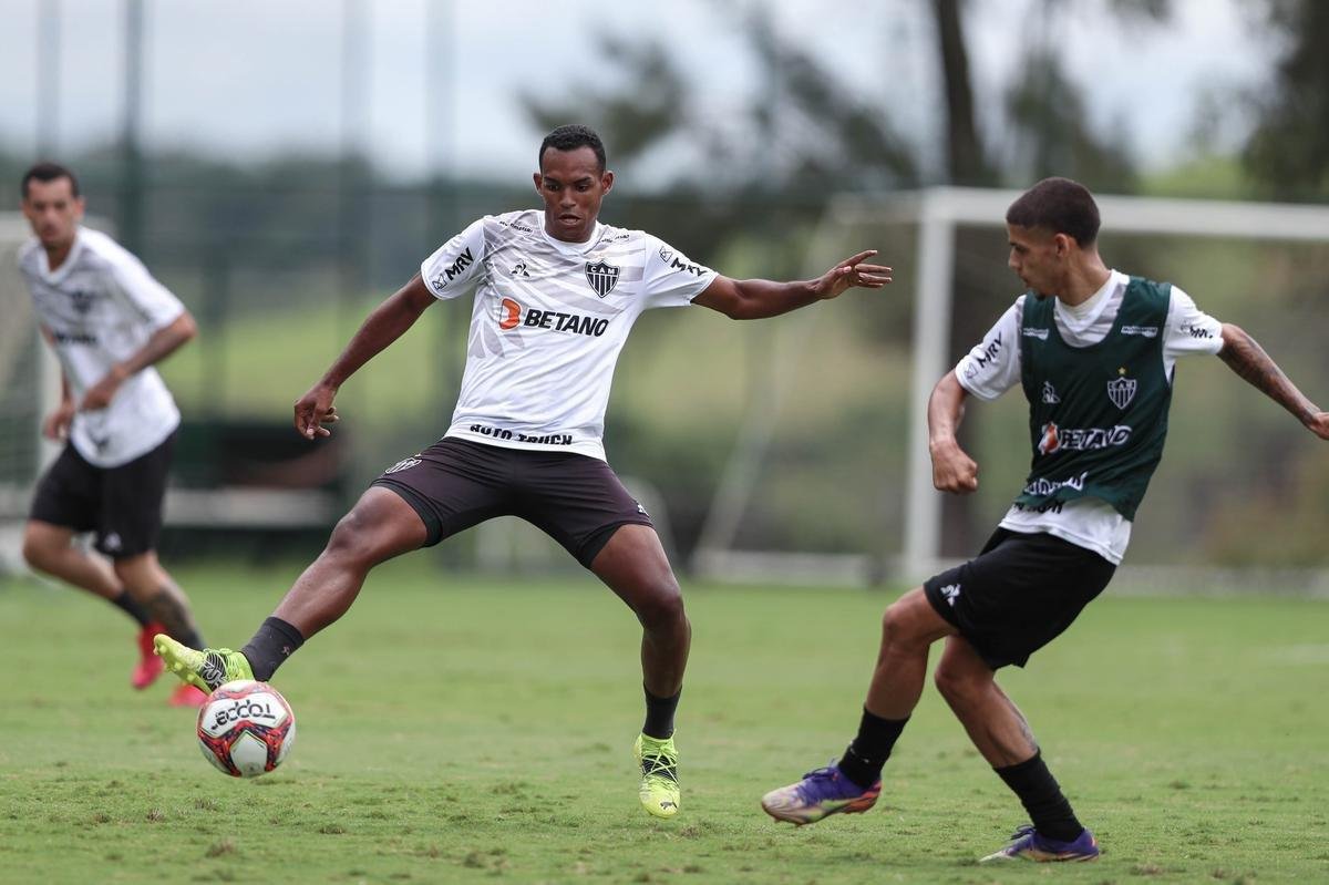 Fotos do treino do Atltico desta sexta, o primeiro aps a sada de Sampaoli